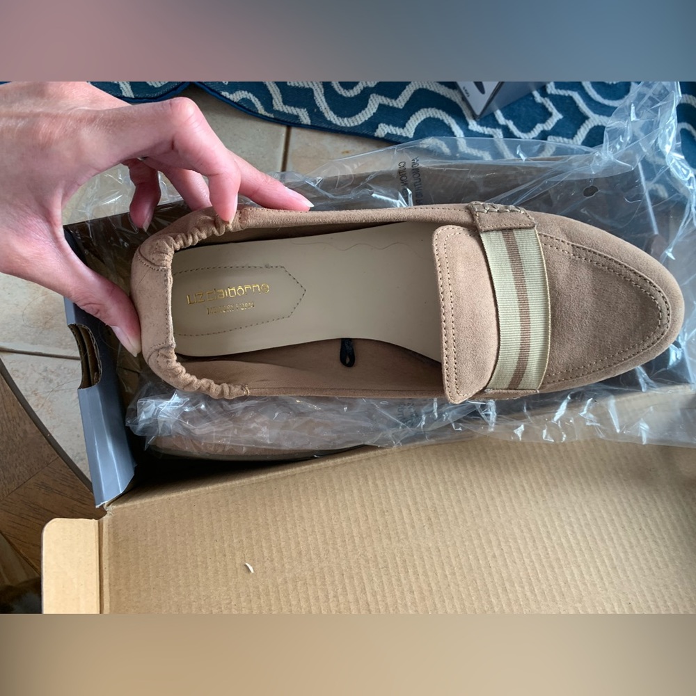 Liz Claiborne Women’s Flats